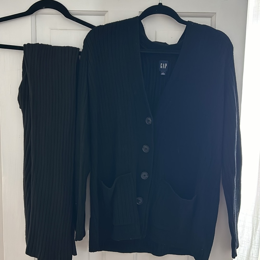 Gap ribbed sweater suit